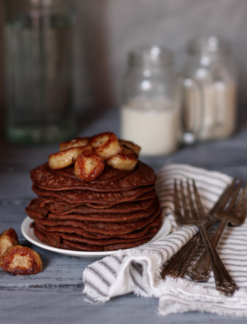 Chocolate Paleo Banana Pancakes 